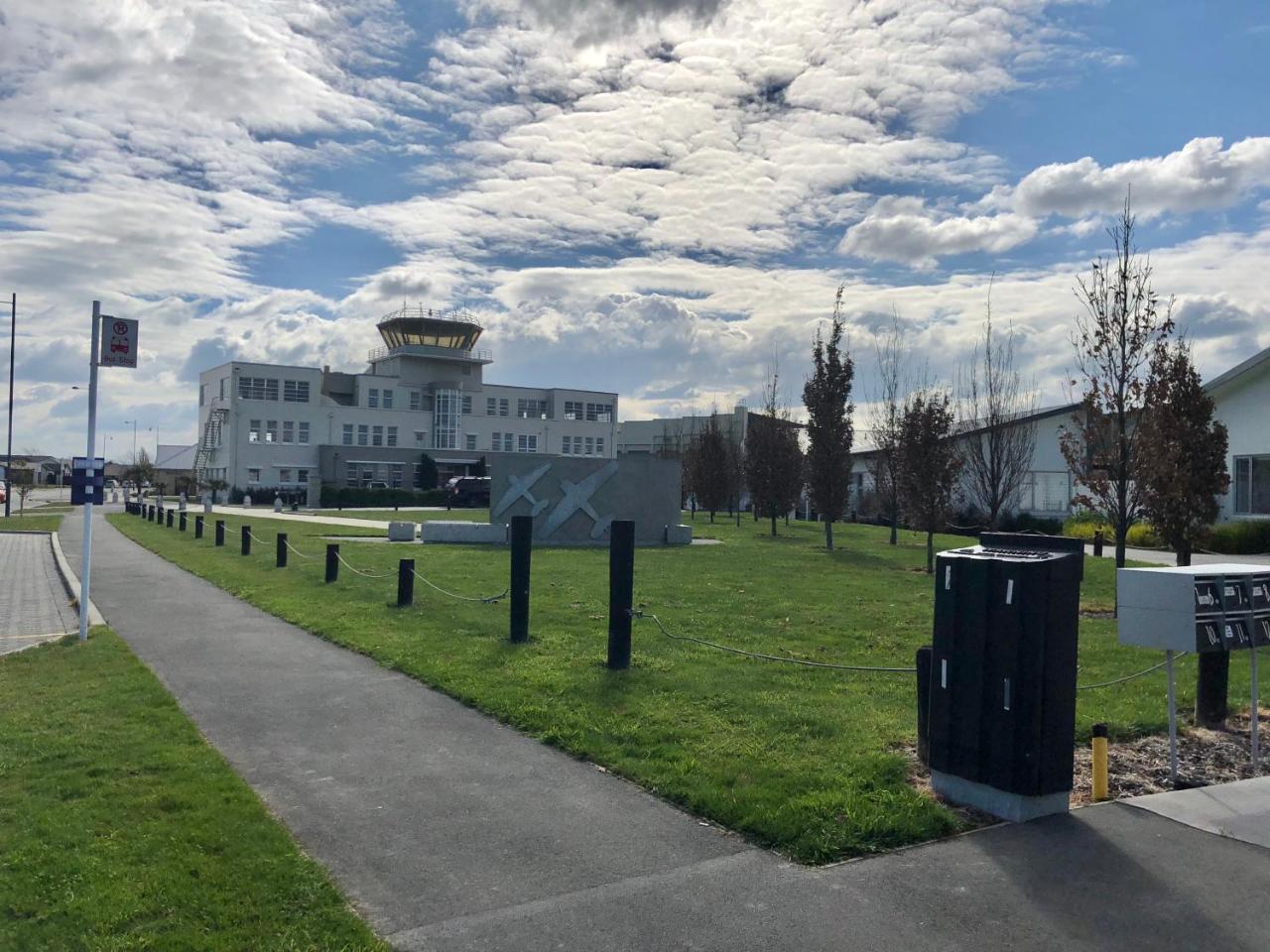 Lovely, Sunny, Home Sweet Home Christchurch Dış mekan fotoğraf