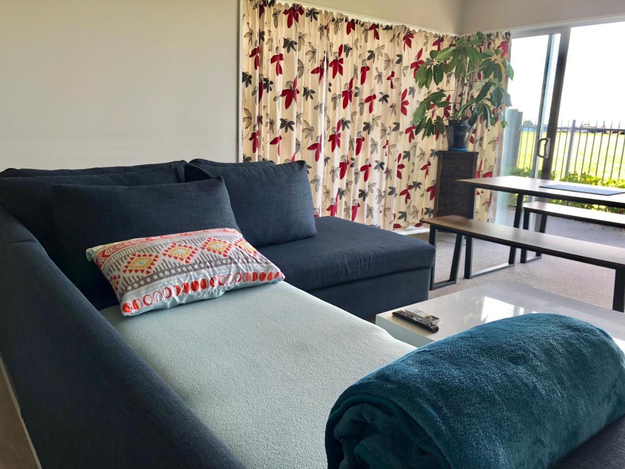 Lovely, Sunny, Home Sweet Home Christchurch Dış mekan fotoğraf