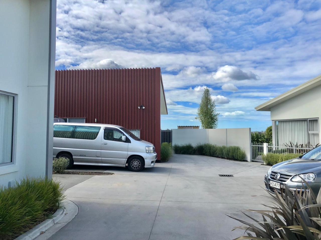 Lovely, Sunny, Home Sweet Home Christchurch Dış mekan fotoğraf